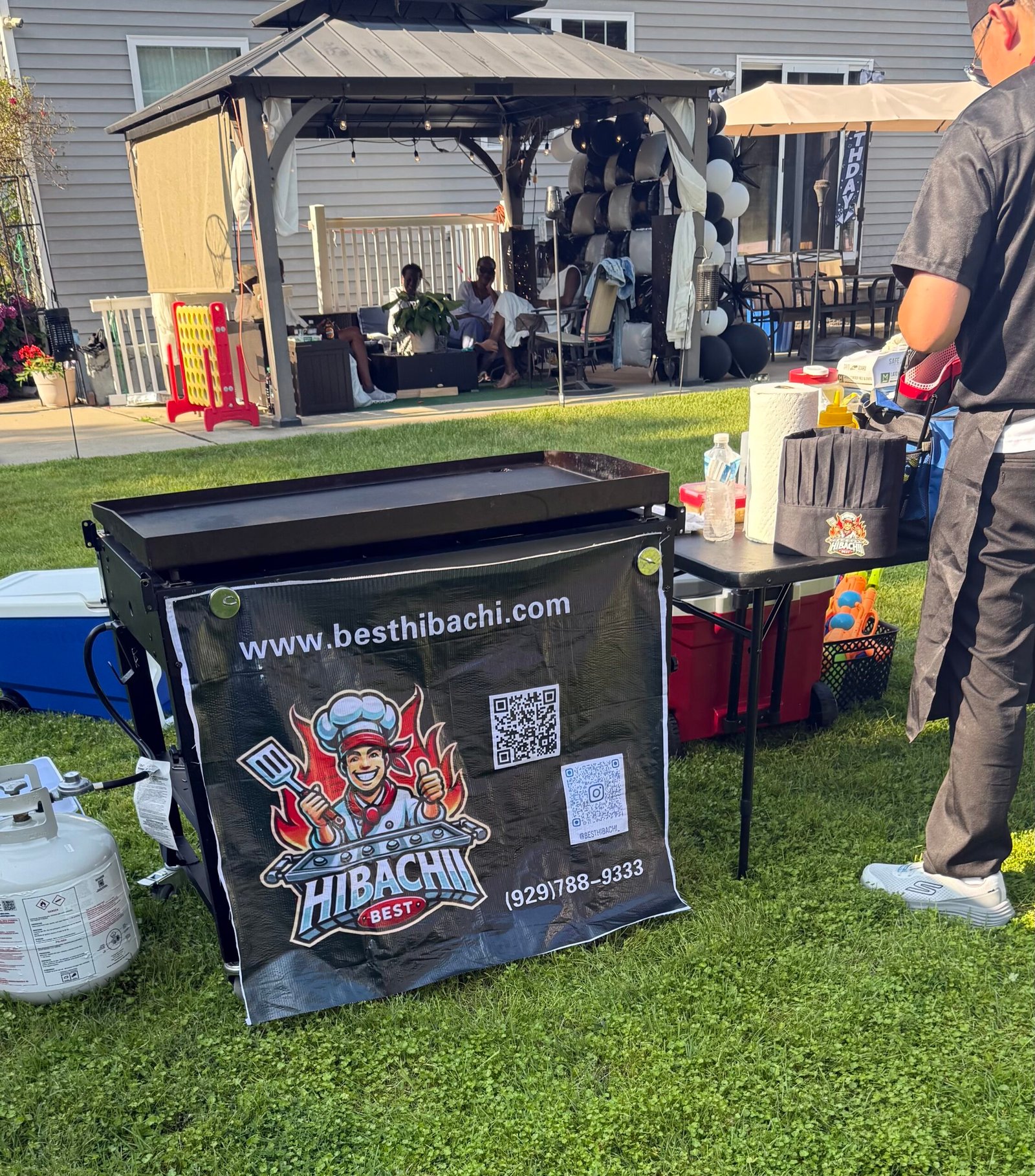 Best Hibachi mobile grill and chef set up for an outdoor party